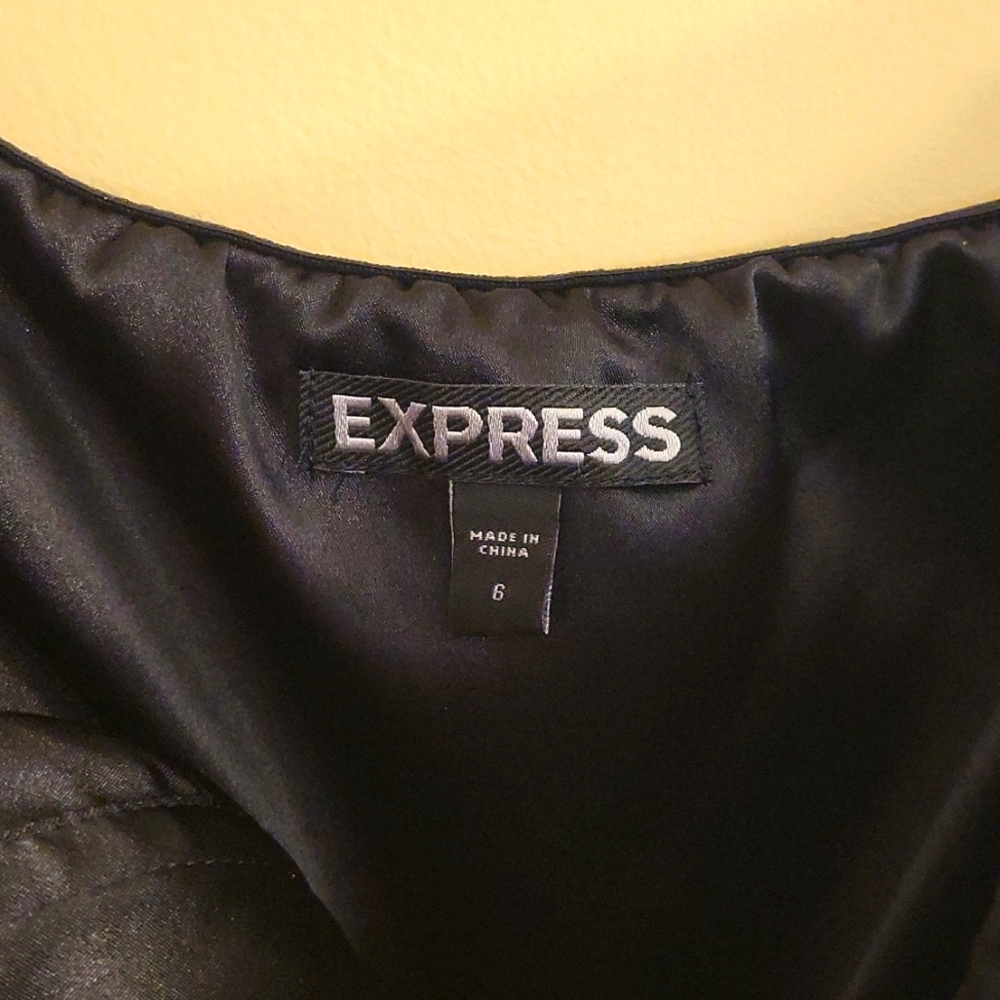 Express size 6 strapless black romper - Picture 5 of 6